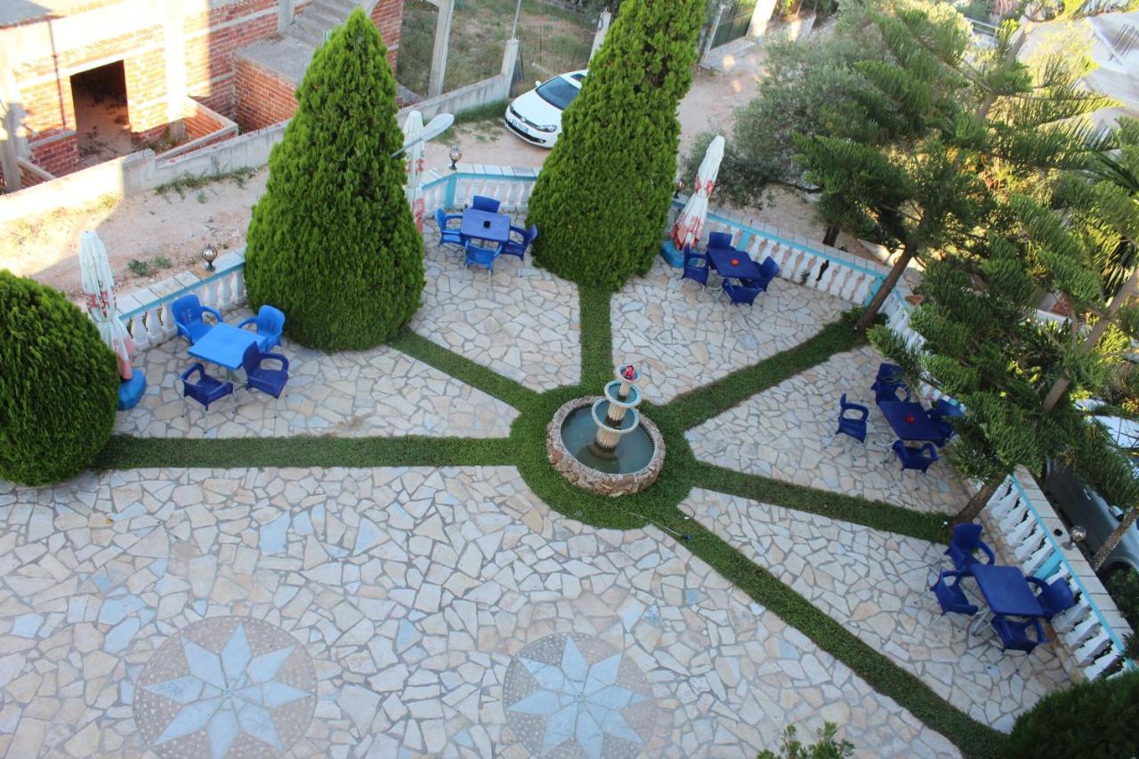 Esmeralda Hotel & Restaurant Ksamil Exterior photo