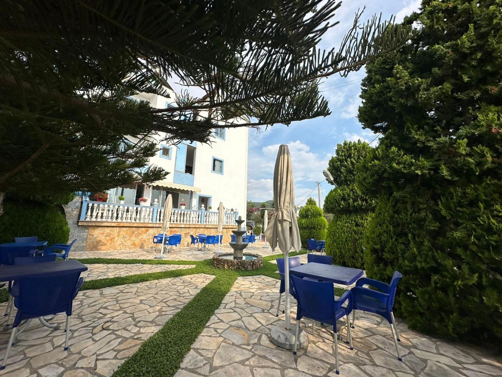 Esmeralda Hotel & Restaurant Ksamil Exterior photo